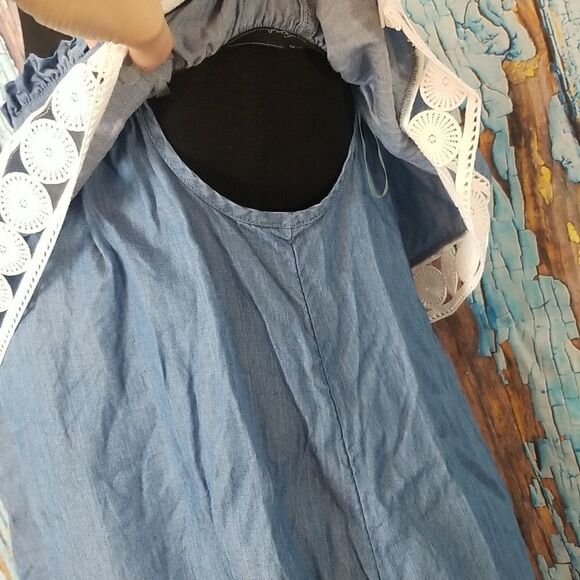 Crown & Ivy Chambray off shoulder top - Picture 7 of 10